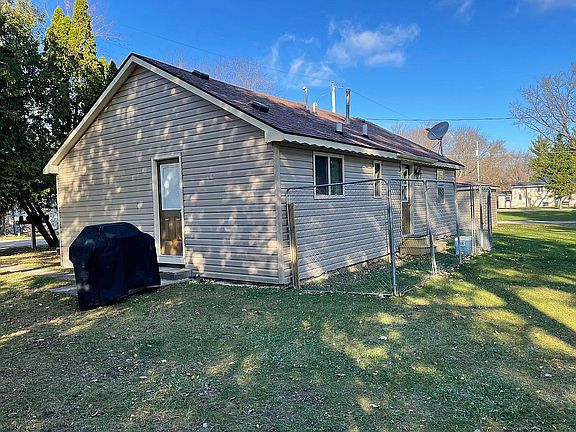 4th image of 1715 Chippewa Dr