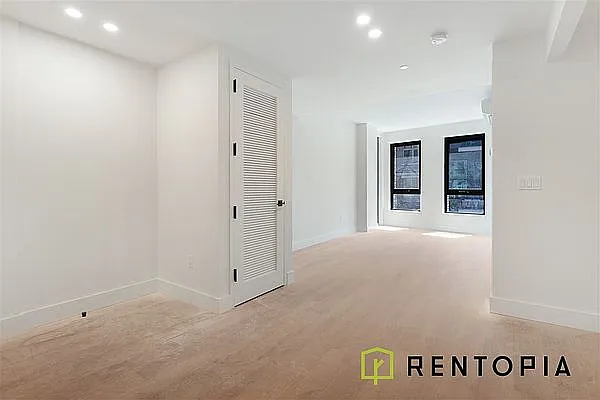 Rented by Rentopia | media 66