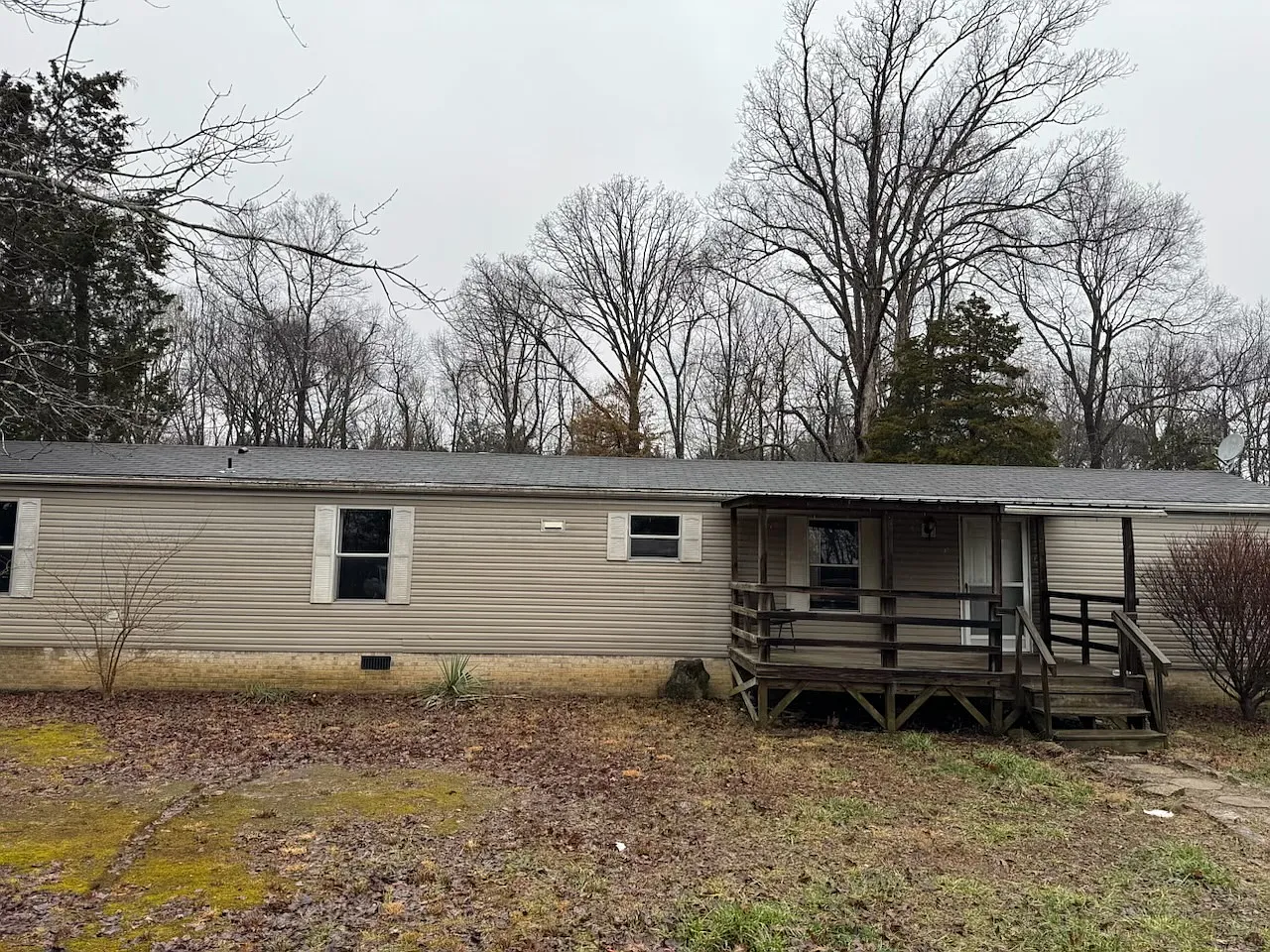 3 bed, $1,000 — Photo 1