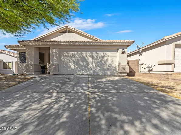 675 S Painted River Way, Vail, AZ 85641