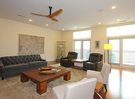 5th image of 1124 Lake St #706