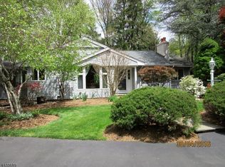101 Mountainside Ln, Bridgewater, NJ 08807