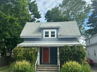 109 Park Dr, Riverside, RI 02915