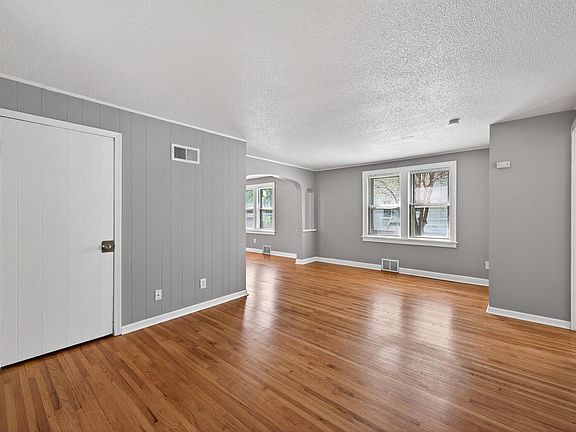 4th image of 5240 Dupont Ave N