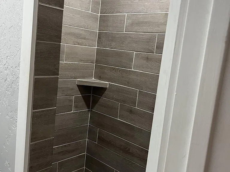 2306 NE Village Dr — Photo 16