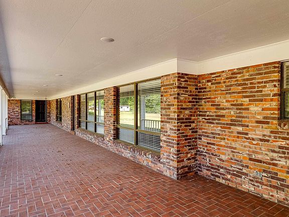 4th image of 2737 New Monroe Rd