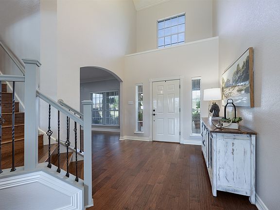 3rd image of 785 Ohara Dr