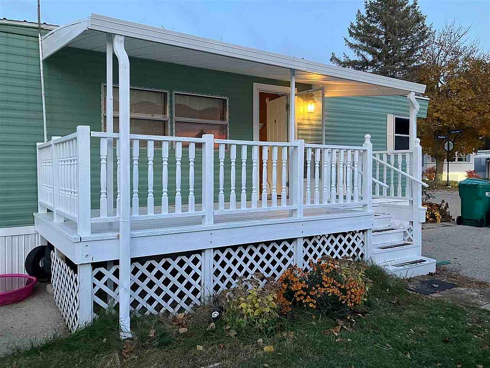 526 N Lake St Boyne City, MI, 49712 Apartments for Rent Zillow