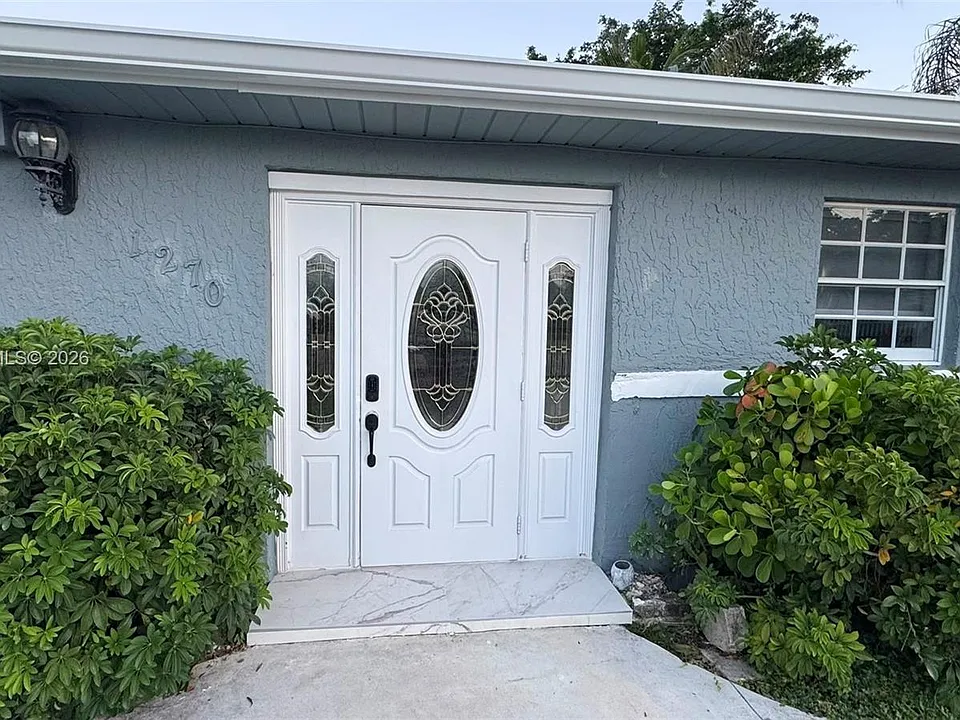 1270 NW 111th St