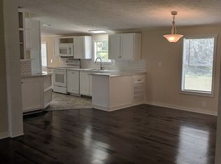 3614 Thunder Rd, Green Cove Springs, FL 32043