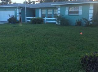 513 Lyons Bay Rd, Nokomis, FL 34275
