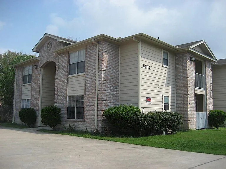 10112 Emerald Glen Dr #C — Photo 9