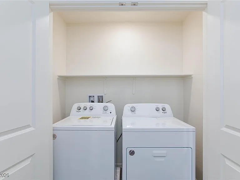 6085 Lily Garden St — Photo 18