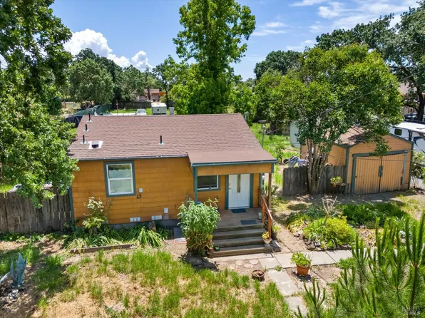 3966 Golden Gate Avenue, Santa Rosa, CA 95407