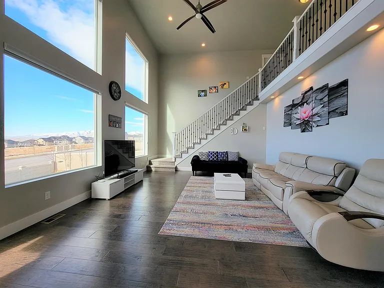 591 W Horizon Dr — Photo 6