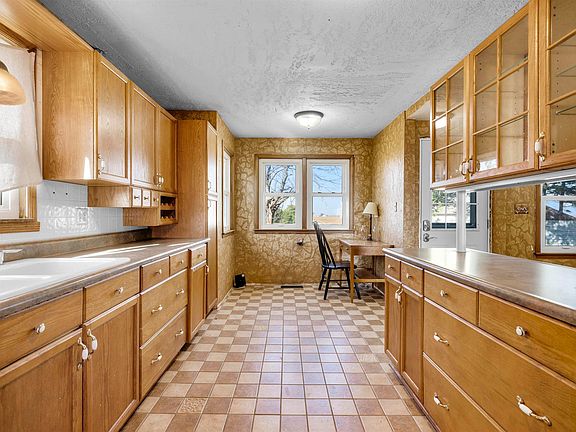 3rd image of 5209 15th Ave