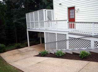 832 Harris Rd, Charlottesville, VA 22902