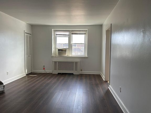 2nd image of 3006 Tyson Ave Floor 2