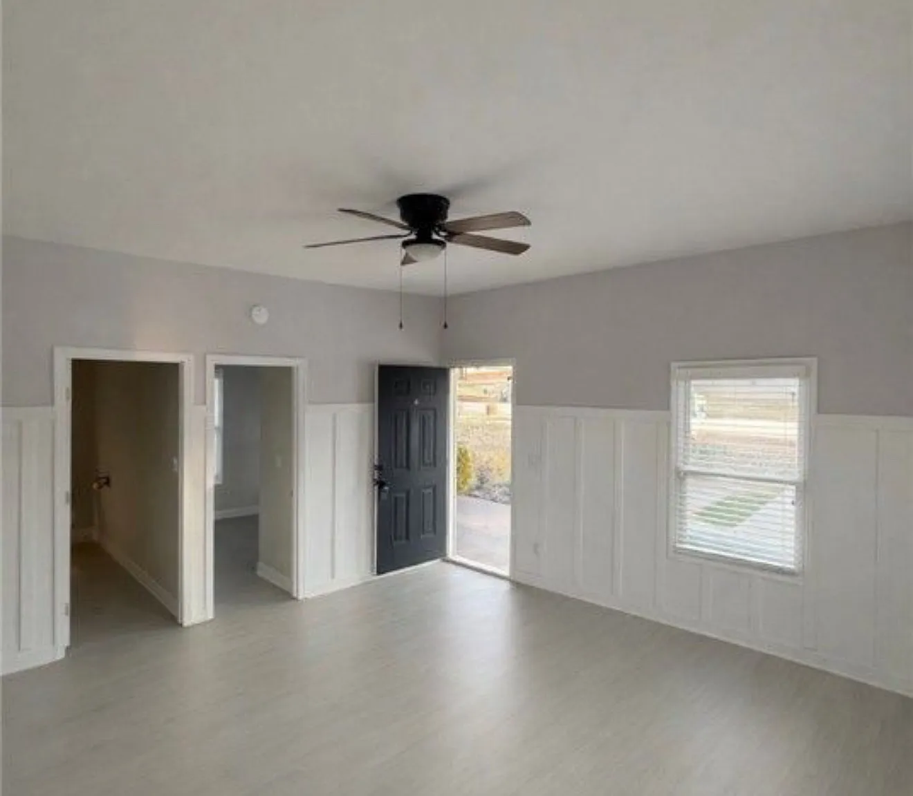 2 bed, 900 sqft, $1,400 — Photo 2