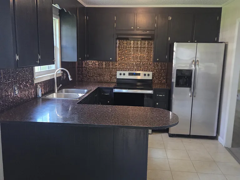 1048 Patterson Cir — Photo 8