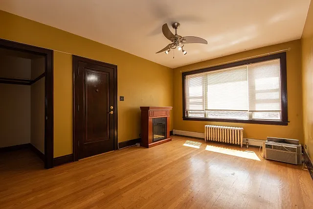 3415 N Hamlin Ave #2W — Photo 1