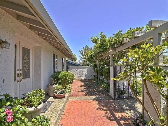 2nd image of 22305 Carta Blanca St