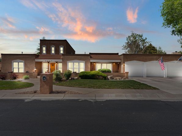9509 Seabrook Dr NE, Albuquerque, NM 87111