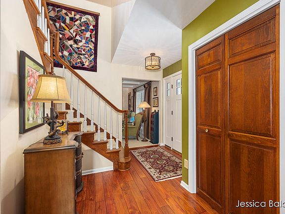 5th image of 5382 Bunker Hill Ct SE