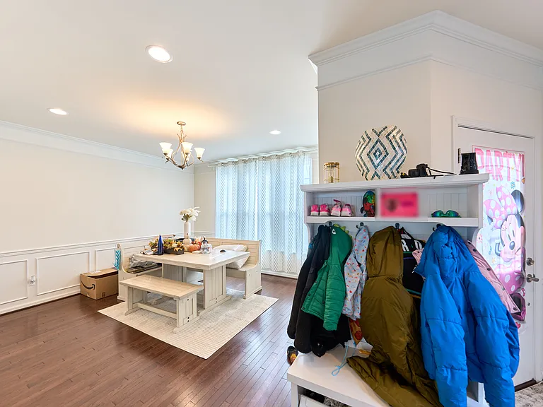24887 Coventry Grove Ct — Photo 45