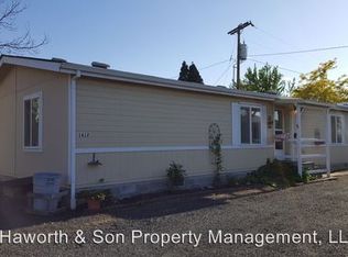 1532 E 9th St, The Dalles, OR 97058