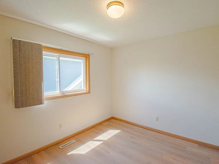 3714 10th Ave SW — Photo 9