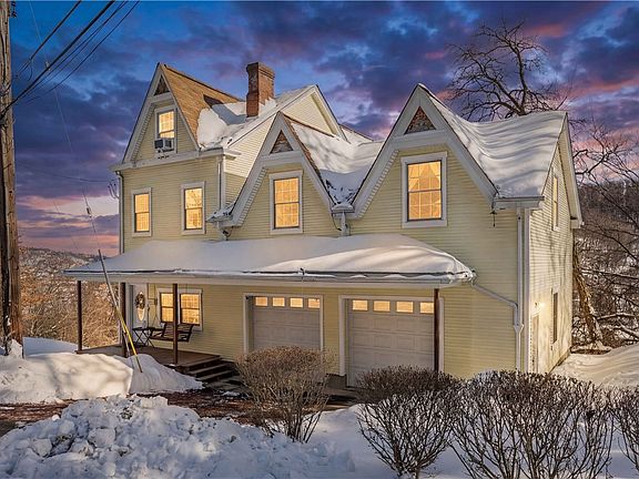 2nd image of 2433 Glen Mawr St