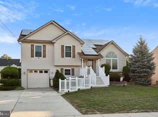 45 E Landing Rd, Blackwood, NJ 08012