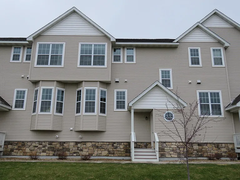 2435 Foxglove Cir — Photo 20