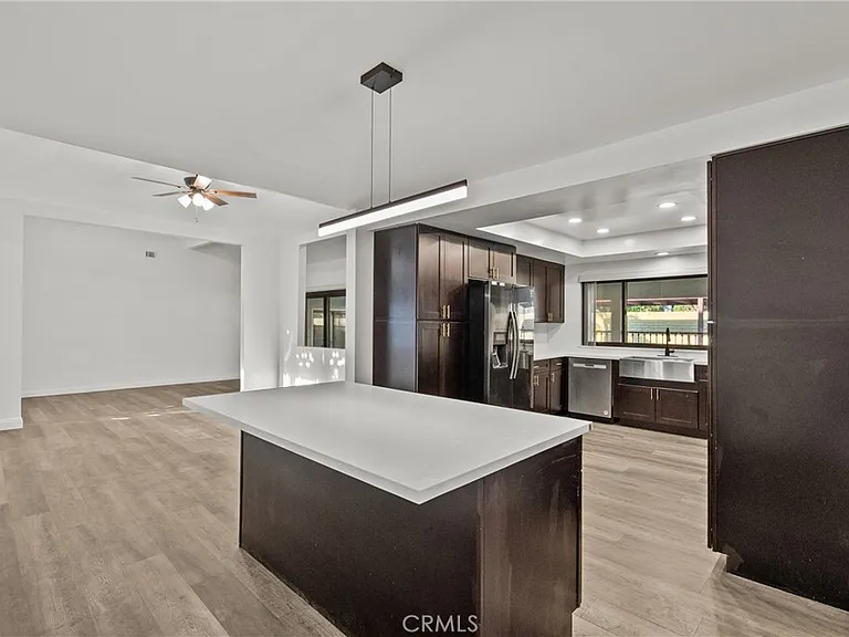9724 Bothwell Rd — Photo 29