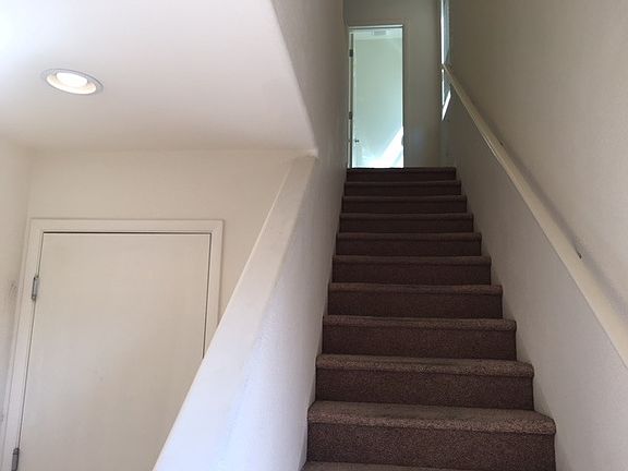3rd image of 1677 Travis Jason Ave