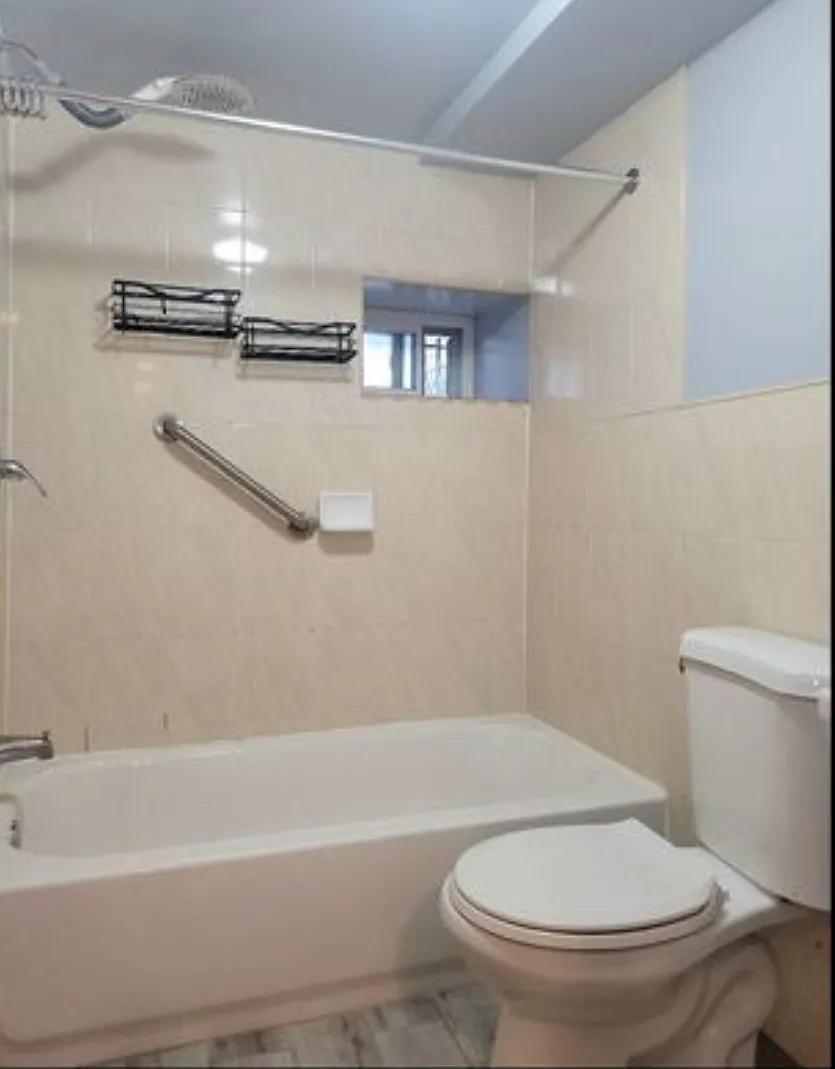 2066A Bergan Street — Photo 4
