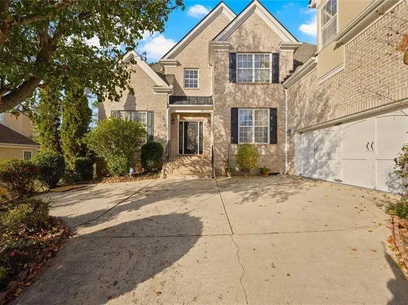 221 Langshire Dr, McDonough, GA 30253