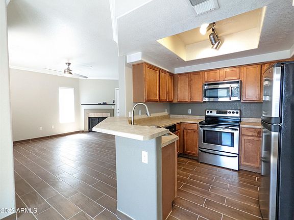 3rd image of 750 E Northern Ave Unit 1045