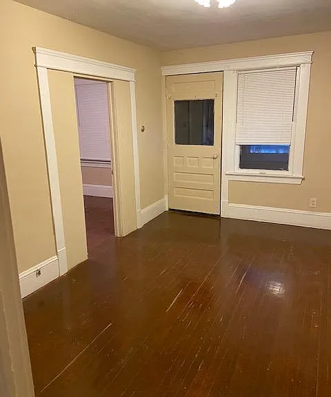 2847 E 102nd St #2 — Photo 3