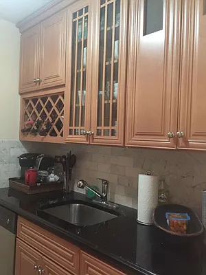 Rented by Anita Loewy, Inc | media 19