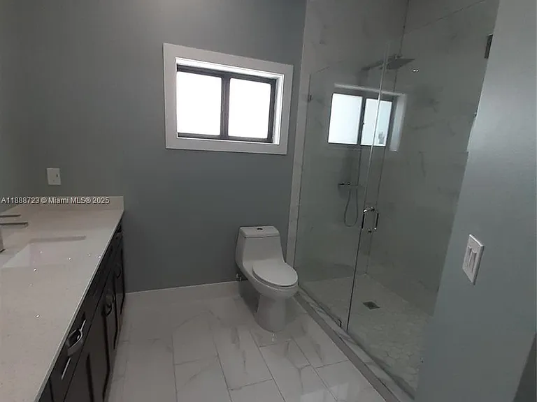23 Jenny Ln — Photo 31