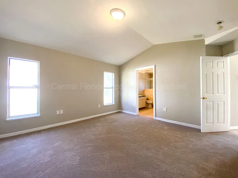 311 Baccarat Ct — Photo 19