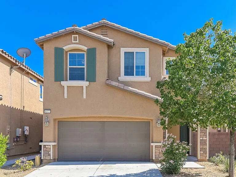 6377 Kellyville Dr — Photo 1