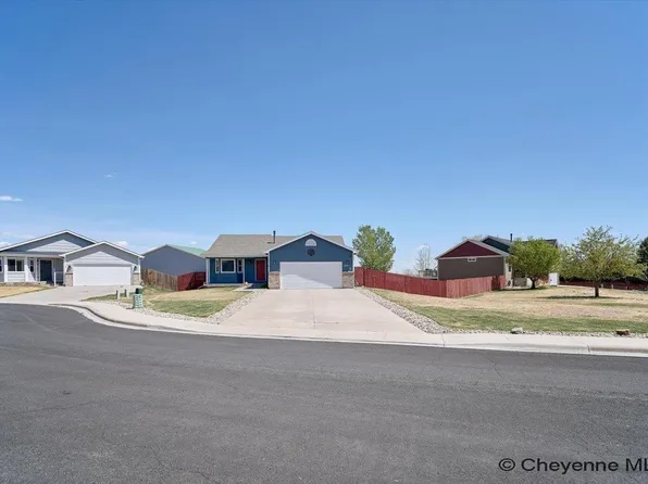 2203 Silverton Dr, Cheyenne, WY 82001