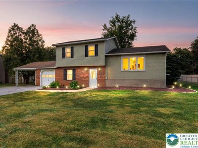 6565 Paupack Ln, Bethlehem, PA, 18017