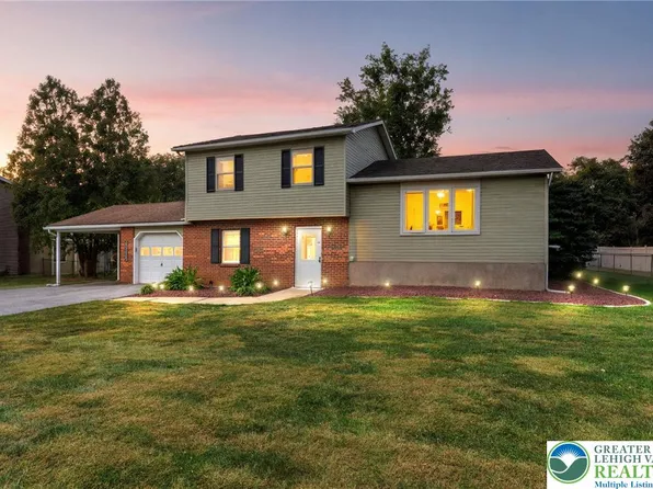 6565 Paupack Ln, Bethlehem, PA 18017