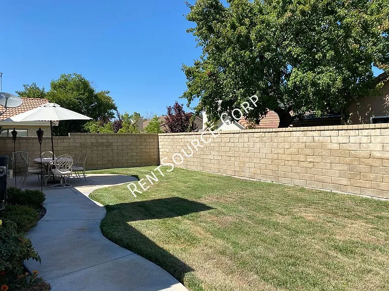26102 Alejandro Dr — Photo 13