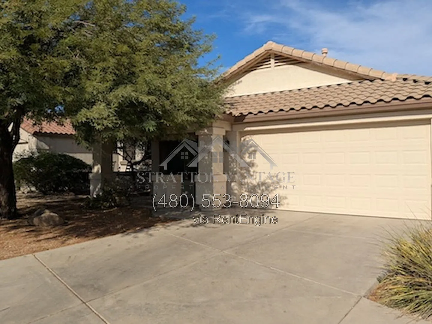 4 bed, 2.0 bath, 1761 sqft, $2,600 — Photo 2