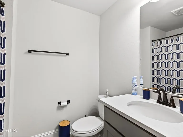 18102 Evergreen Dr — Photo 15